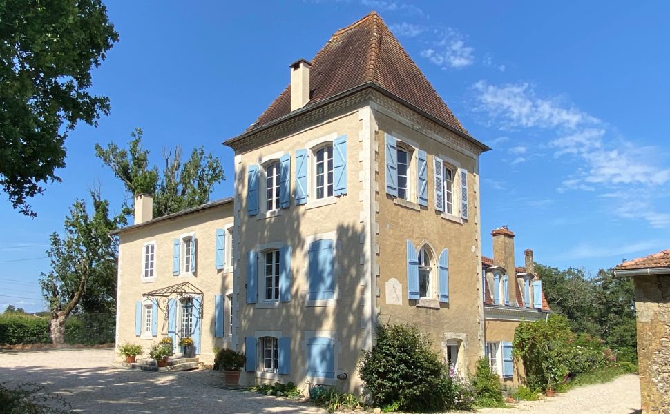 French property for sale - FCH1012